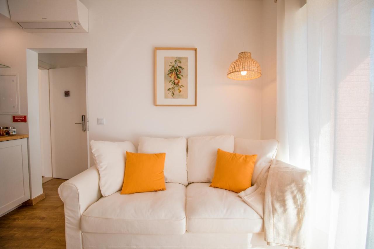 Apartment 188 - Buganvilia - Pool And Balcony Cascais